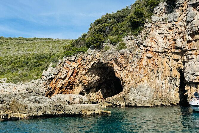 3 Hours Private Blue Cave Adventure (Free Drinks) - Blue Cave time: swimming and a unique natural setting