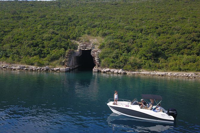 3h-Private Bout: Kotor bay and Blue Cave attraction (Free Drinks) - Our Lady of the Rocks: a man-made island in Perast’s orbit