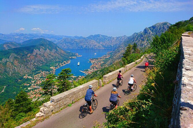 Bike tour - Panoramic downhill from Njeguši and Kotor serpentines - Key highlights at a glance