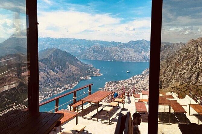 Bike tour - Panoramic downhill from Njeguši and Kotor serpentines - Zipline at Njeguši: optional adrenaline with a clear cost