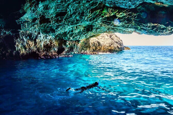 Blue Cave Guided Tour in Kotor Bay - Stop 1: Our Lady of the Rocks for Church Color and Island Calm