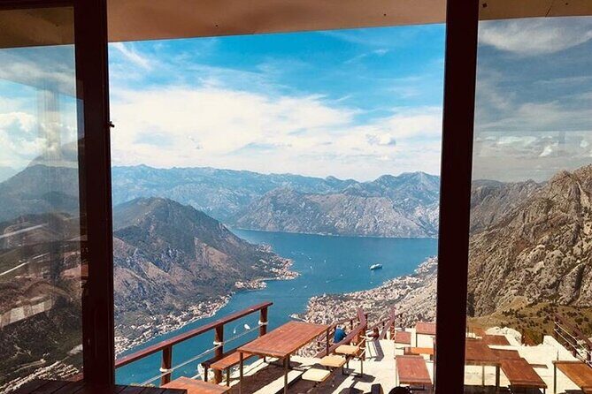 Cable car + Electric MTB from Njegos Mausoleum to Kotor bay - The electric MTB part: why it changes everything