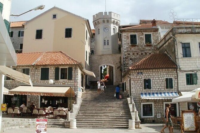 Dubrovnik Private Tour from Montenegro - Lokrum and Peacock Island: a photo stop with context