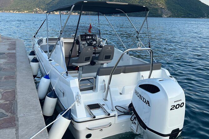From Kotor: Boat to Blue Cave & Lady of the Rocks &Submarine Base - Comfort and crowds: the speedboat part is real