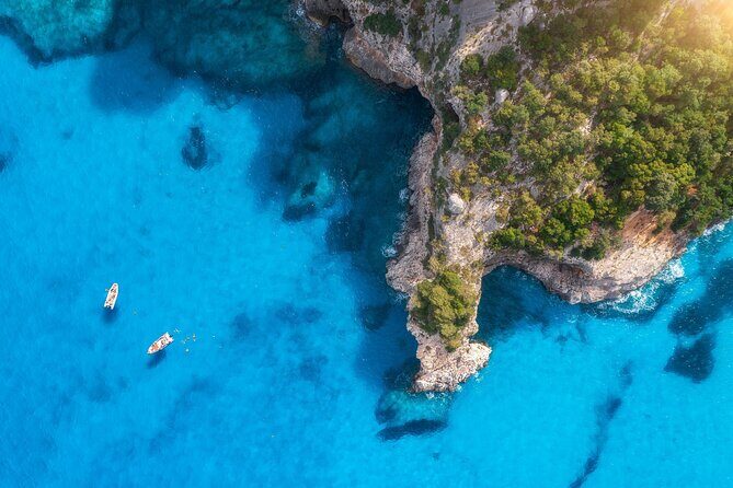 Group Guided Tour: Blue Cave Speedboat Tour in the Bay of Kotor - Mamula Island Panoramic Pass — Beautiful Views with WWII Weight