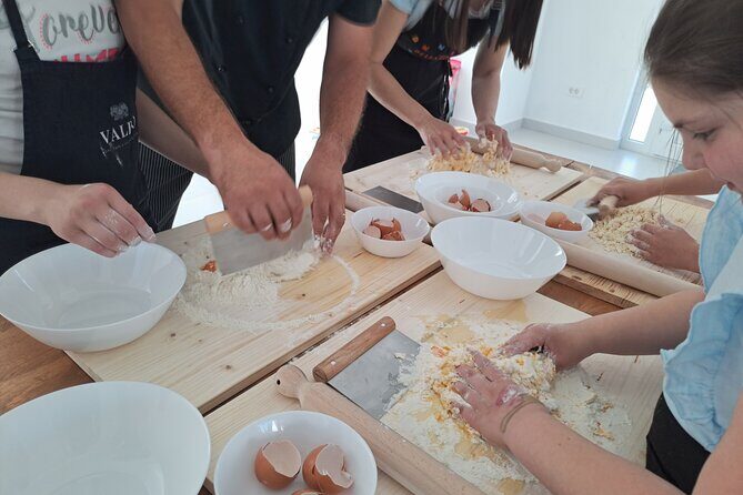 Handmade Pasta Cooking Class with Italian Chef in Montenegro - How the 3 hours are structured (and why that pacing works)