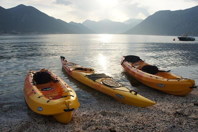 Kayak active tour - Prčanj: temple stop, coastal charm, and a proper break from paddling