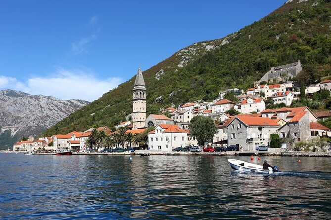 Kotor Cruise: Perast, Our Lady of The Rocks, Mamula, Blue Cave, Porto Montenegro - Boat comfort, group size, and the bathroom reality