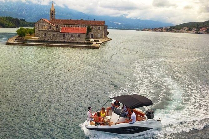 Lady of the Rocks and Perast Old Town - Perast Old Town in 20 Minutes: What You Can Actually Do