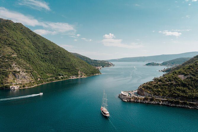Perast & Our Lady of the Rocks 1,5 hours private tour - How the speedboat tour starts in Kotor Bay