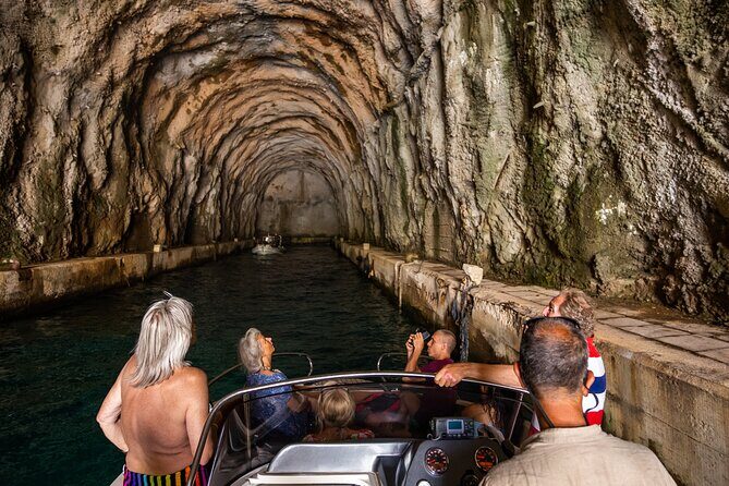 Private Blue Cave tour with a beach stop - 4h30min duration - Dobrec Beach: sea-only access and a real lunch option