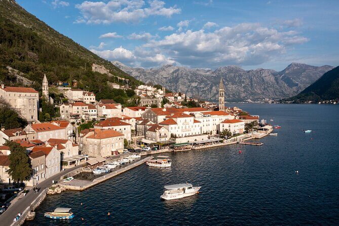 Private tour Perast and Our Lady of the Rocks 1.5h - Where the skipper earns their pay: tunes, flexibility, and last-minute fixes