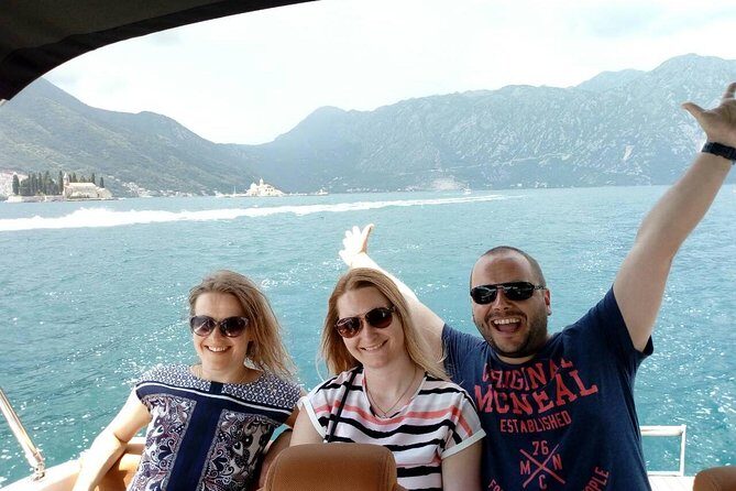 Private tour with speed boat - Perast and Lady of the rock - Perast Museum Mention: What to Expect With Free Entry Time