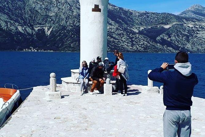 Private tour with speed boat - Perast and Lady of the rock - On-Board Comfort: Music, Snorkel Masks, and a Captain Who Pays Attention