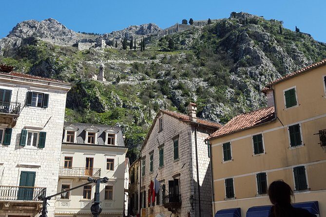 Private Walking tour with Wine and Food - Price and value: what $113.99 per person really buys