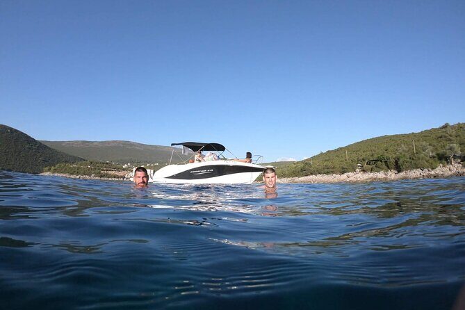 Speed Boat 3-Hour Guided Tour at the Blue Cave - Meeting point in Kotor: Spomenik Palim Za Slobodu
