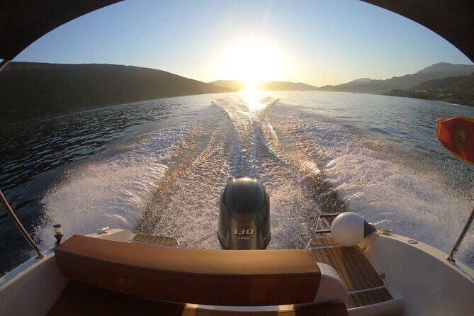 Speed Boat 3-Hour Guided Tour at the Blue Cave - Booking timing: why cruise days can mess with your 3 hours