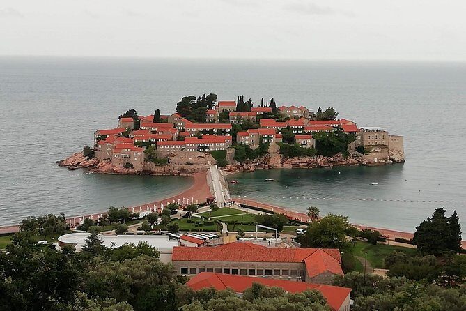 Sveti Stefan, Budva and Kotor - Sveti Stefan: causeway island, pink-sand mood, and celebrity villas
