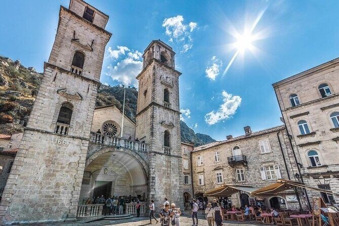 The Old Captain's Smile Tour in Kotor - Perast in One Hour: Bay Views With Time to Actually Look